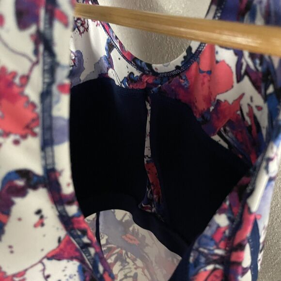 Title Nine S Splatter Floral Print Cut Out Back Athletic Dress With Shelf Bra - Picture 5 of 5